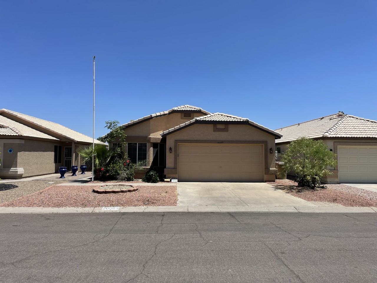 20309 N 106th Ave - Photo 3 of 40