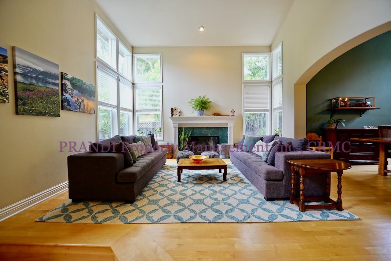 209 Linden Ln - Photo 2 of 41