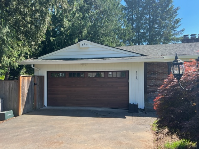 1915 Se 101st Ave - Photo 3 of 14
