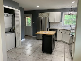 683 Sheridan Dr - Photo 4 of 6