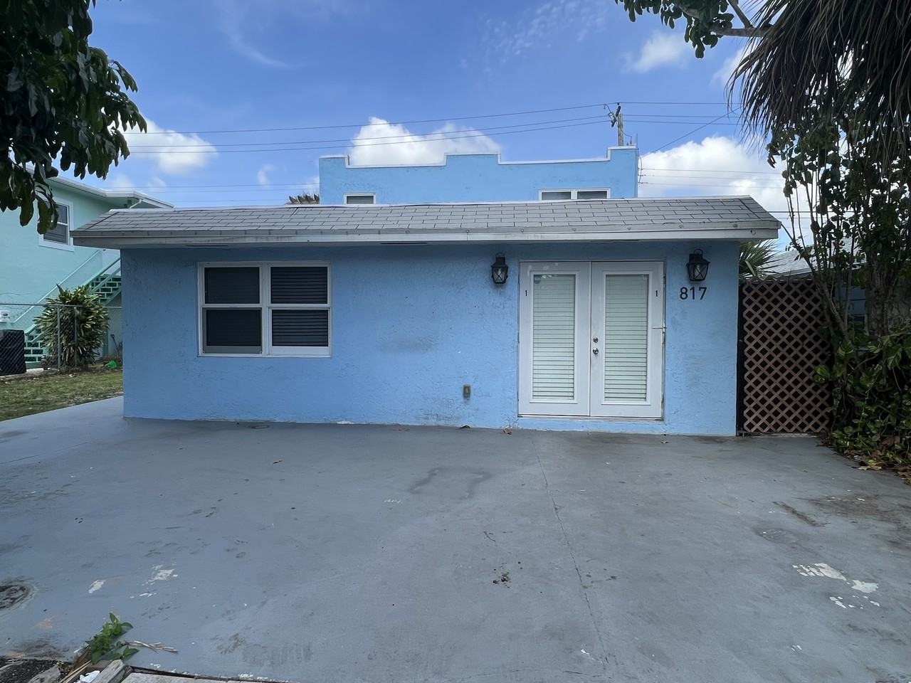 817 South L Street #1 - Photo 3 of 9