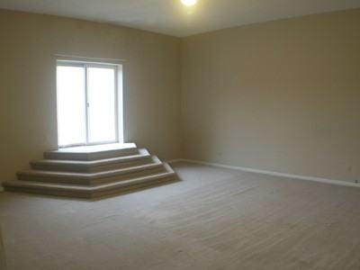 115 E 1st St #200 - Photo 3 of 4