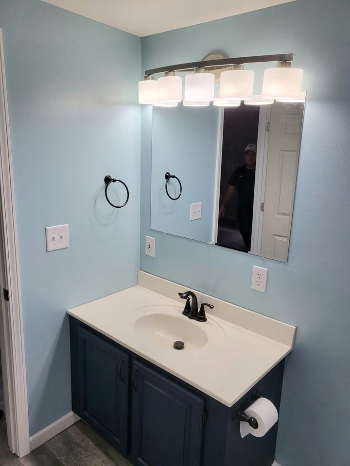 8180 Lakeshore Rd #NA - Photo 3 of 9