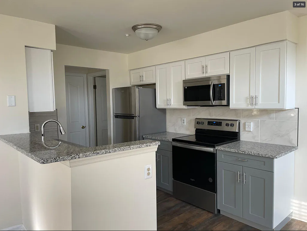 602 Remington Ct #1 - Photo 3 of 29