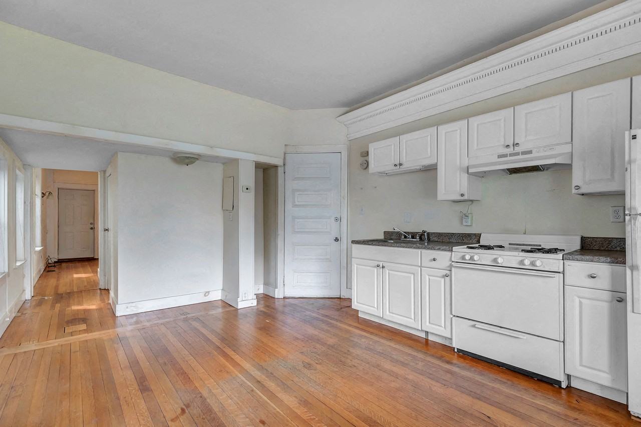 101-115 Dwight Street - Photo 2 of 7