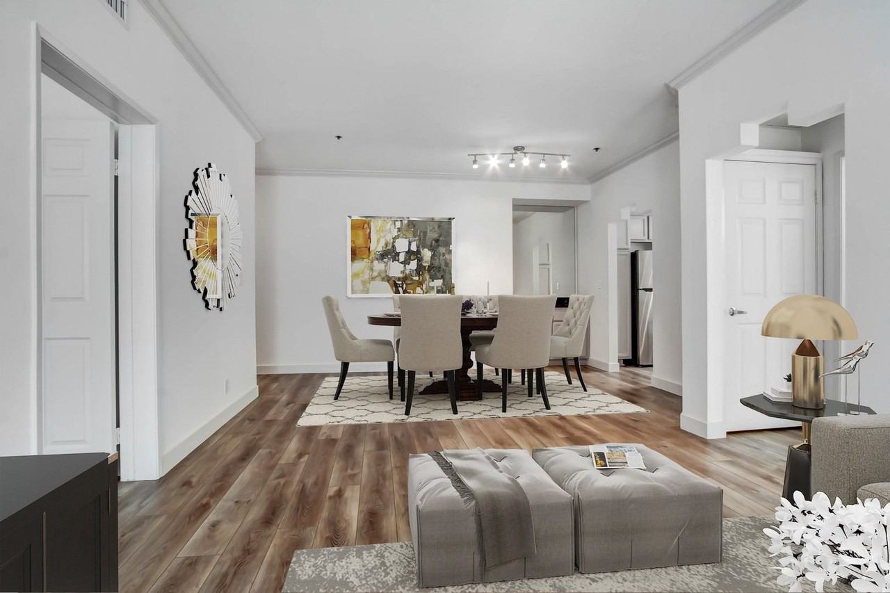 310 S. Swall Drive Apartments - Photo 4 of 46