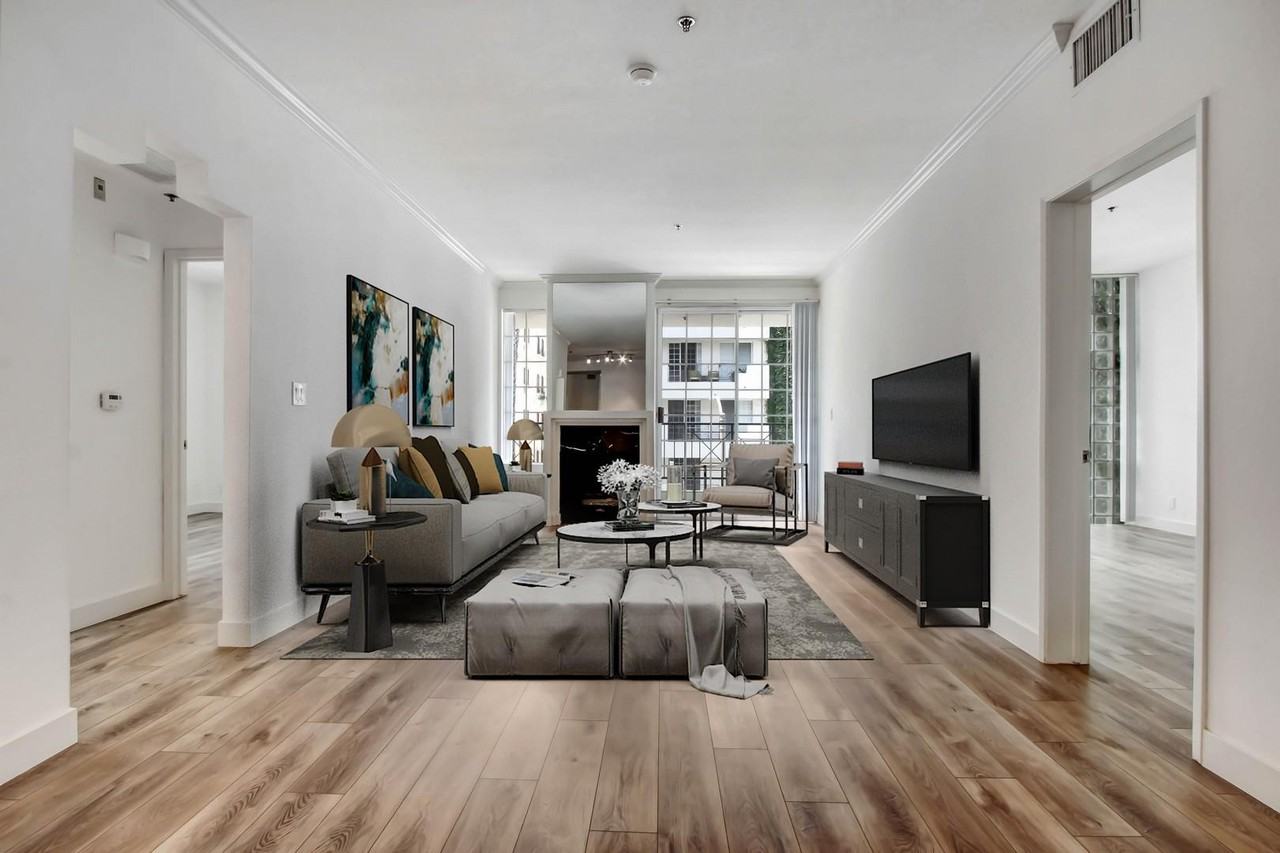 310 S. Swall Drive Apartments - Photo 7 of 46