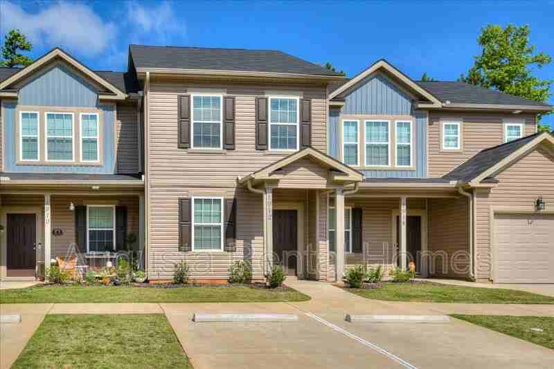 1912 Butternut Dr - Photo 3 of 28