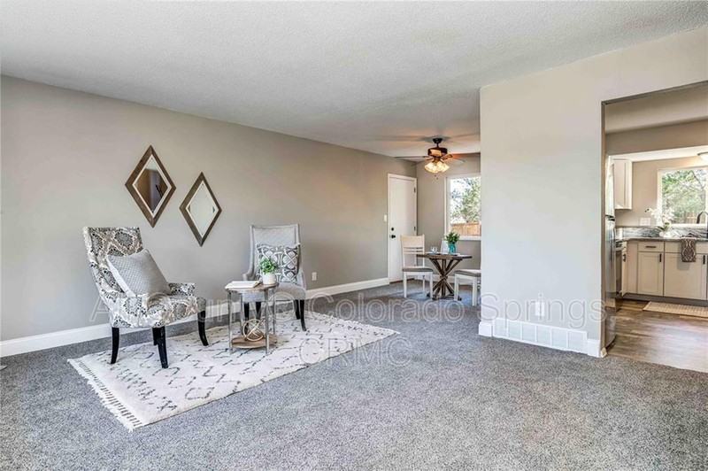 1203 Sorrento Dr - Photo 2 of 39