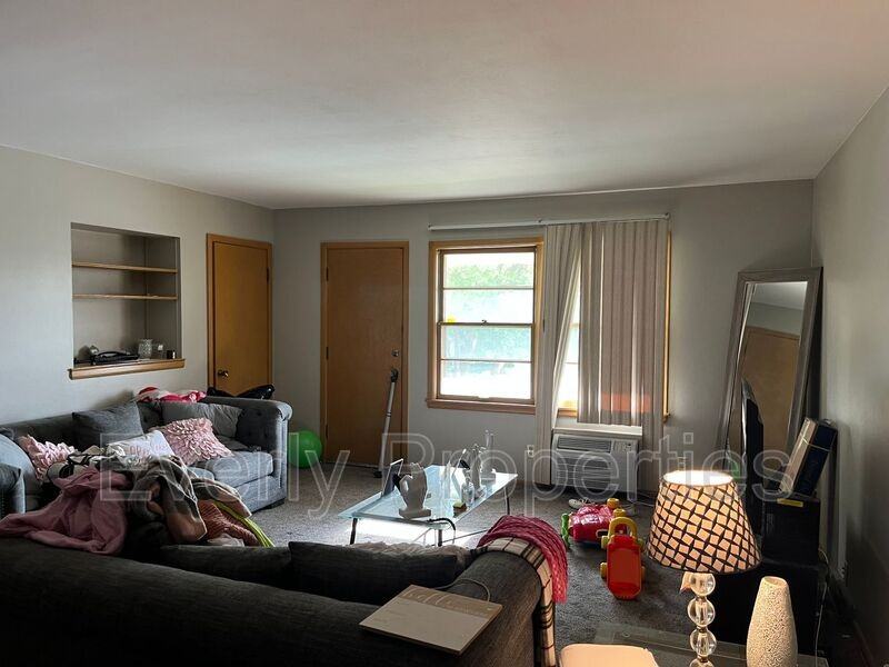 4272 N 92nd St #3 - Photo 2 of 9