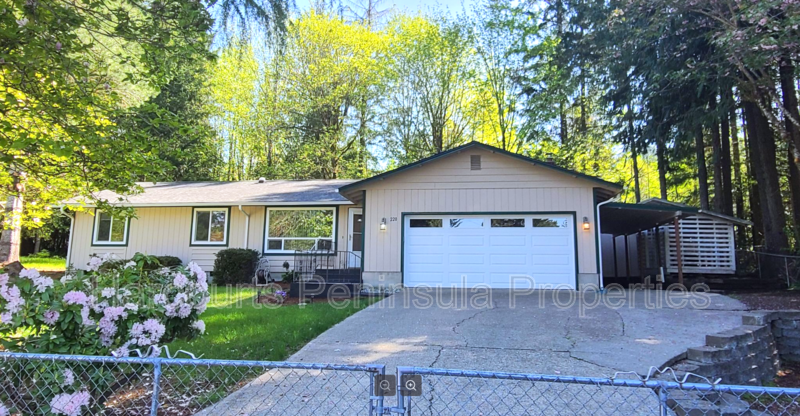 220 Ne Riverhill Ln - Photo 2 of 19