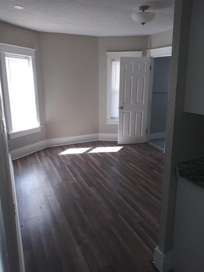 2702 Peery Avenue - Photo 3 of 17