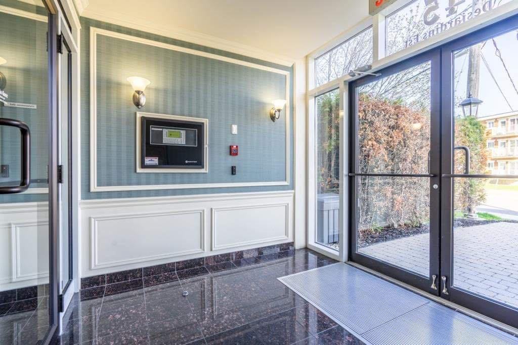 45 Boulevard Desjardins Est - Photo 3 of 19