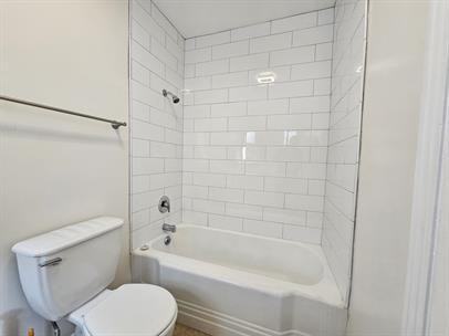 State Street Apartments - Photo 2 of 7