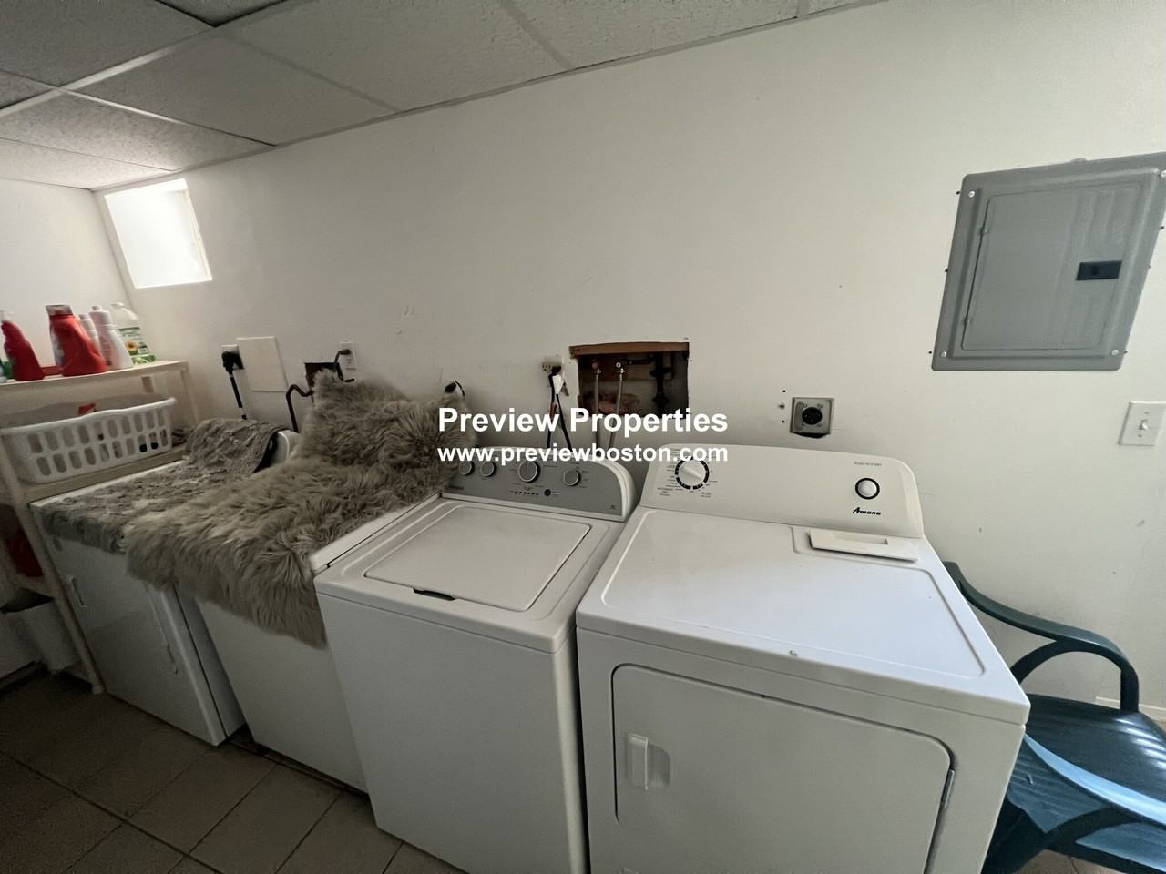 Kenrick St #P - Photo 5 of 50