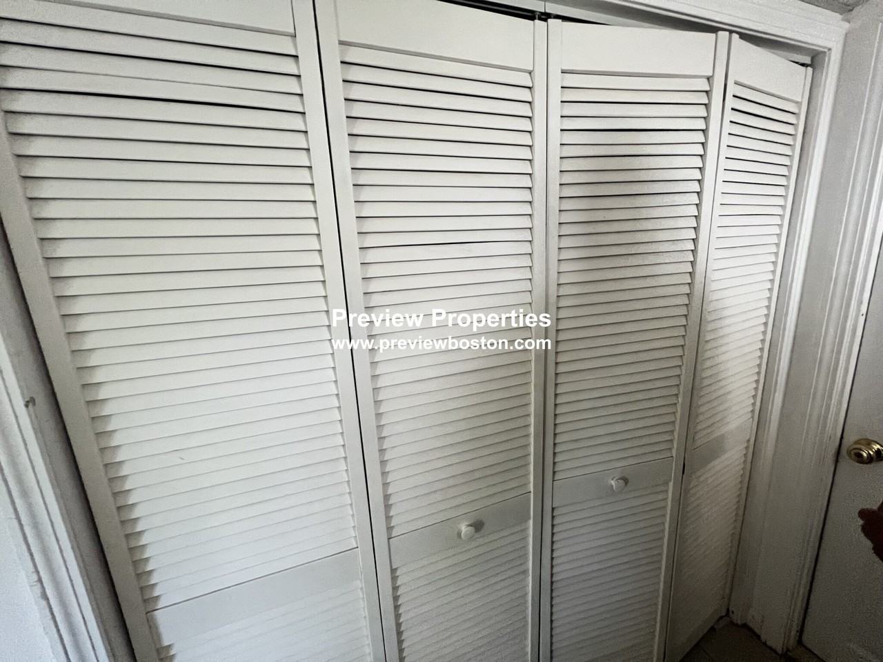 Kenrick St #P - Photo 6 of 50