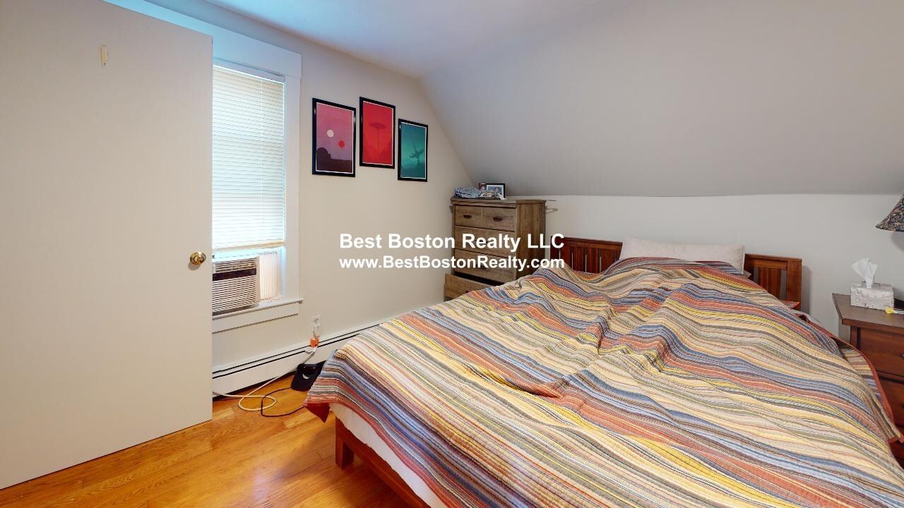 389 Highland Ave #3 - Photo 6 of 10