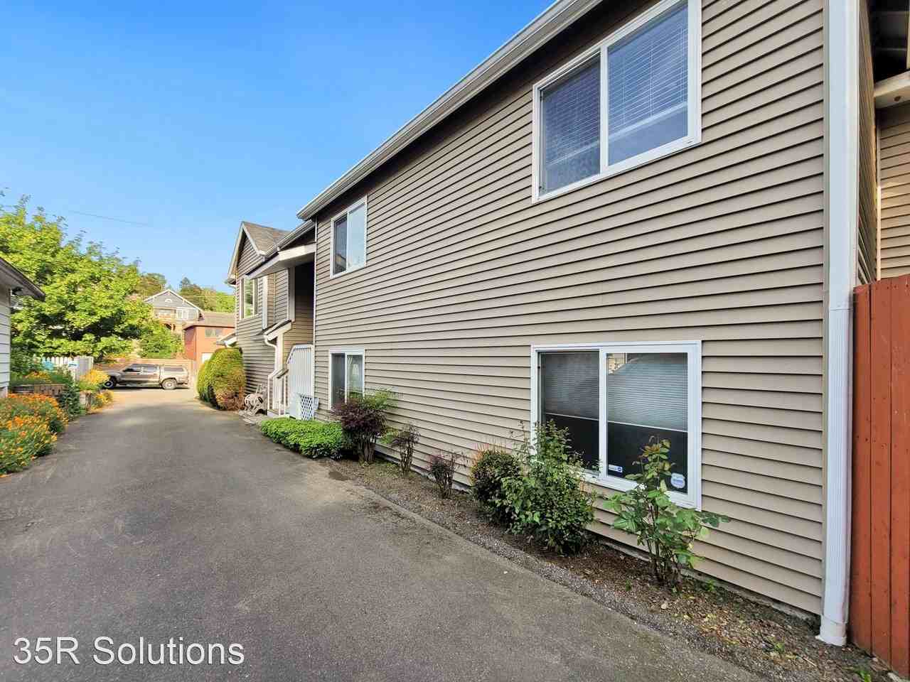 5309 12th Ave S - Photo 3 of 25