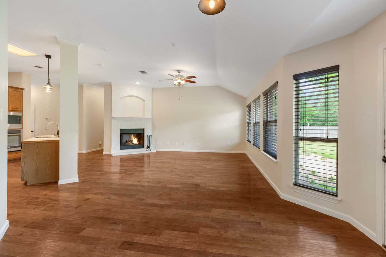 176 Billingsley Hts #NA - Photo 3 of 20