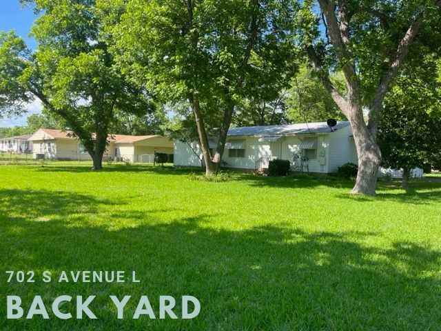 702 S Avenue L #NA - Photo 3 of 24