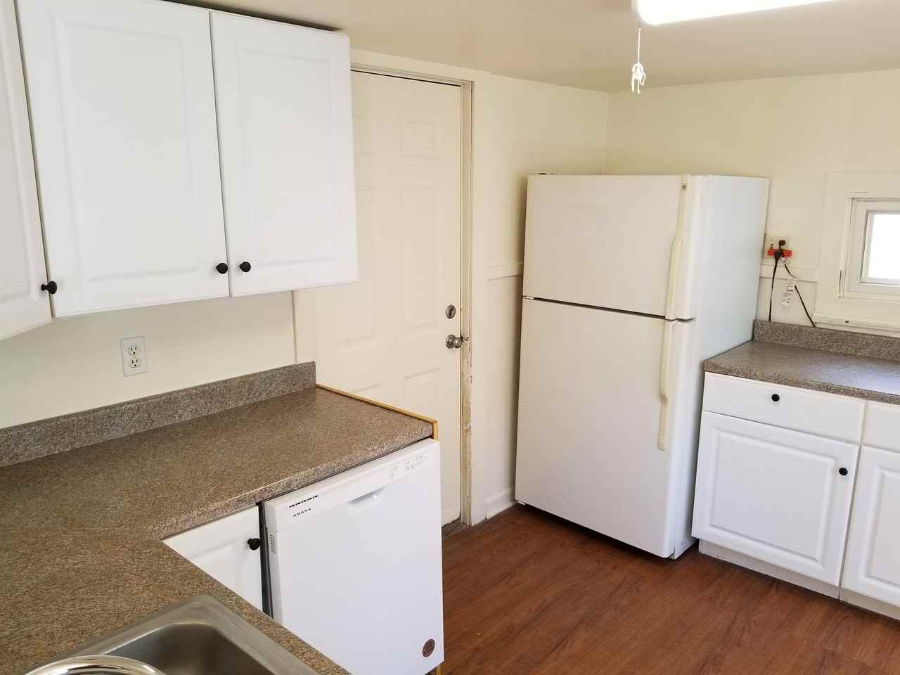 273 Vienna St #1 - Photo 3 of 33