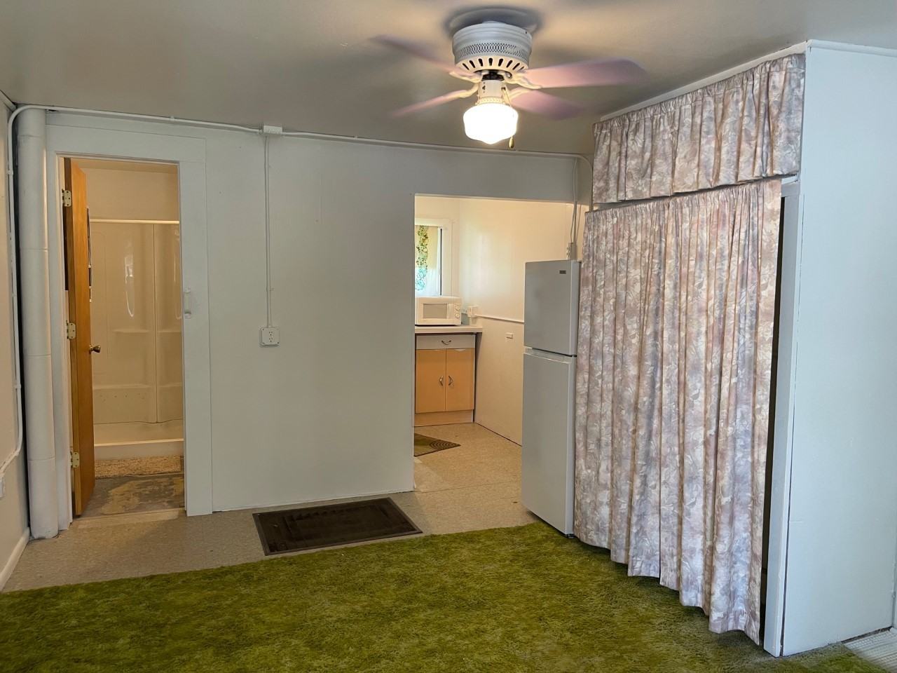 130 E Broadway St #1 - Photo 2 of 9