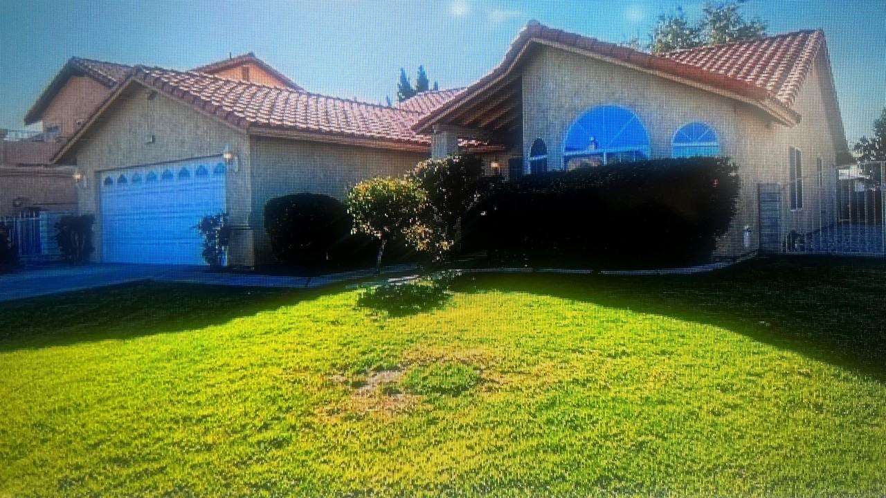 14082 Driftwood Dr #1 - Photo 2 of 40