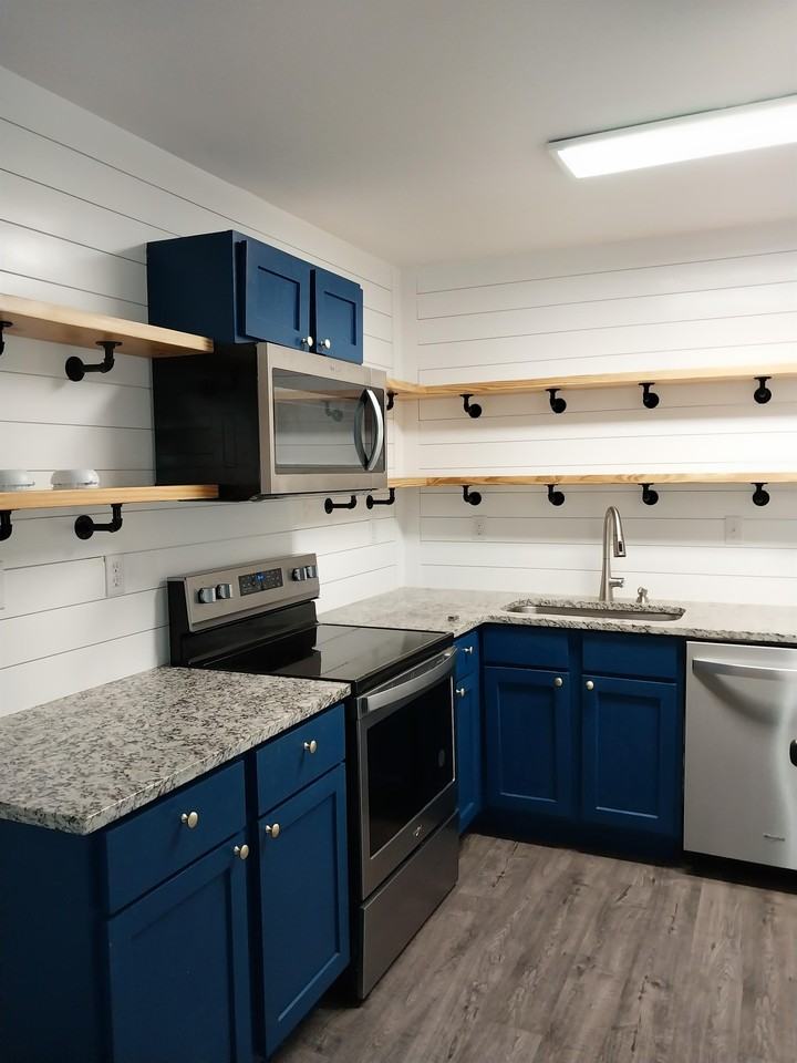 2903 Elmore Rd Sw #B - Photo 2 of 6