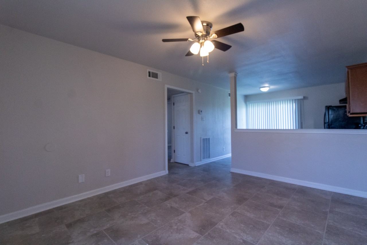 1409 Bundrant - 31 #31 - Photo 3 of 10