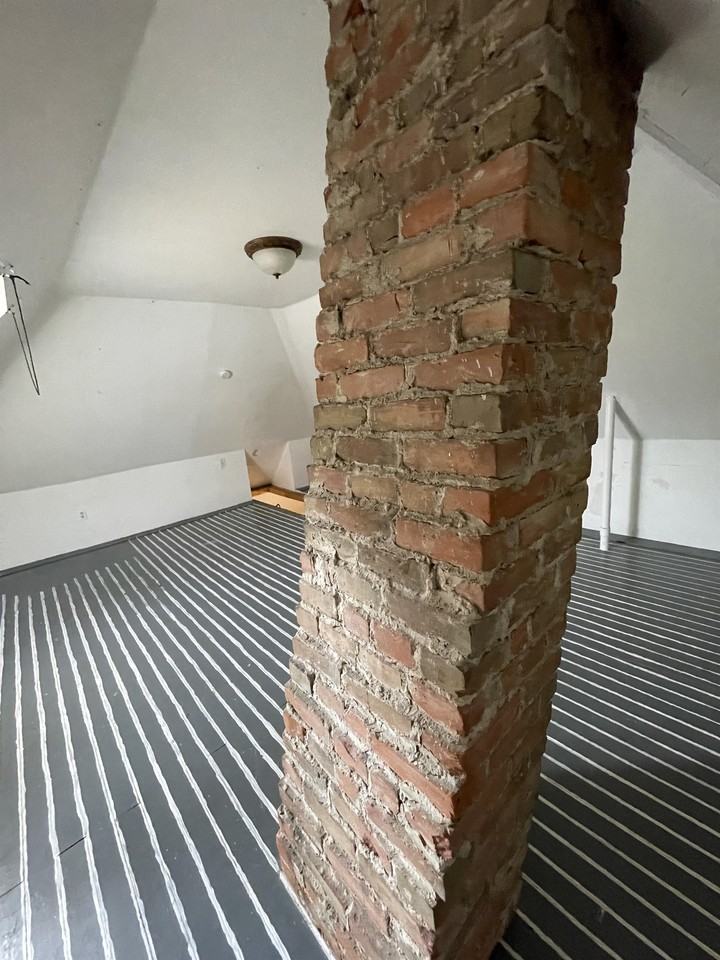 625 Lewis Street #B - Photo 3 of 30