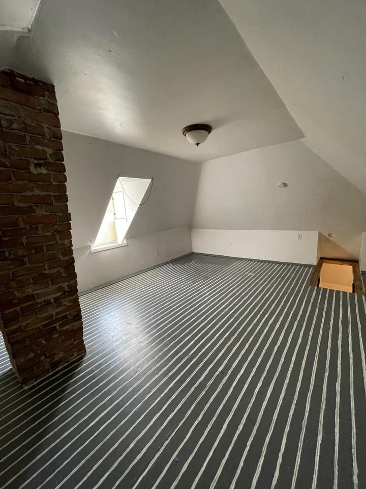 625 Lewis Street #B - Photo 5 of 30