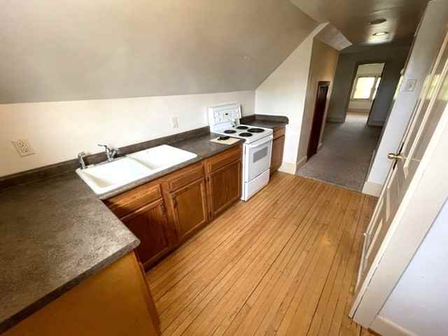 908 Union Ave #908 - Photo 2 of 19