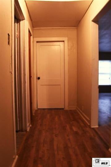 103 Tennessee St - Photo 2 of 8