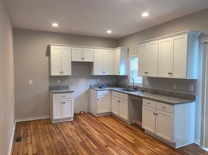 2119 Clay St - Photo 3 of 5