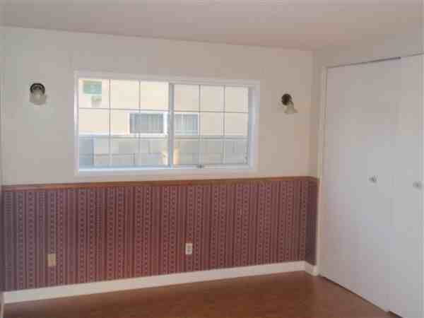 3427 S Gauntlet Dr - Photo 2 of 10