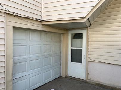 1411 W Louise St - Photo 2 of 14