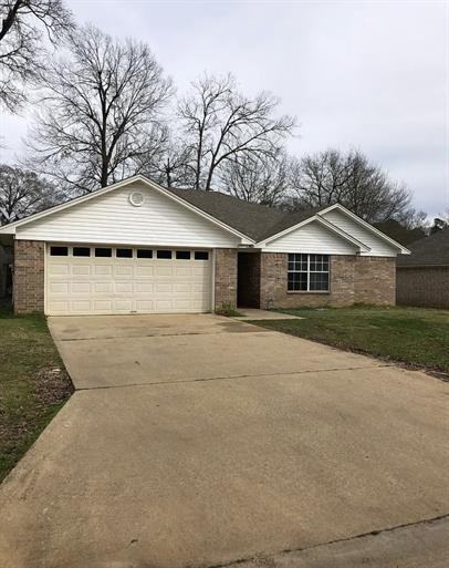 63 Green Oak Cir - Photo 2 of 7