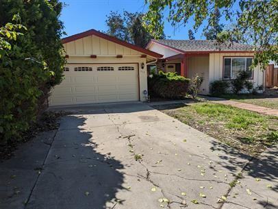 1317 Ladywood Ct - Photo 2 of 25