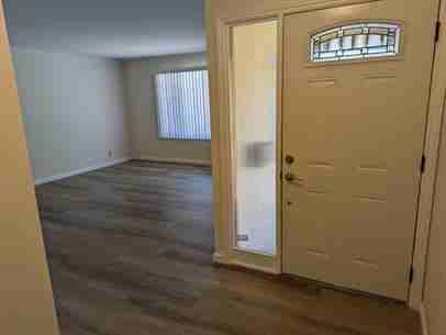 1317 Ladywood Ct - Photo 3 of 25