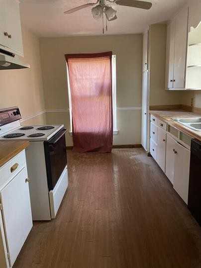 589 1/2 Tod Ln - Photo 2 of 15