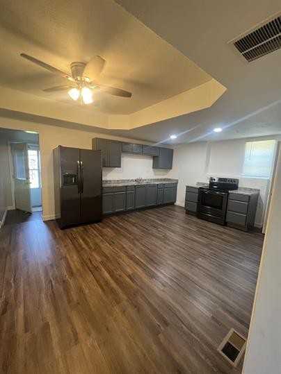 27 N Arch St - Photo 3 of 8