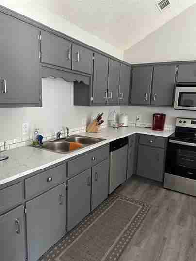 2702 Java Ct - Photo 2 of 37