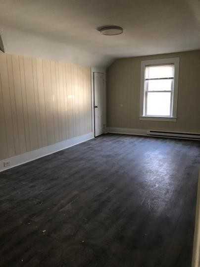 95 Maple St - Photo 2 of 20