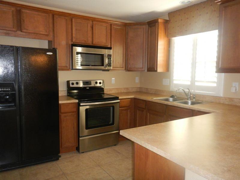 1852 S Seton Ave - Photo 2 of 15