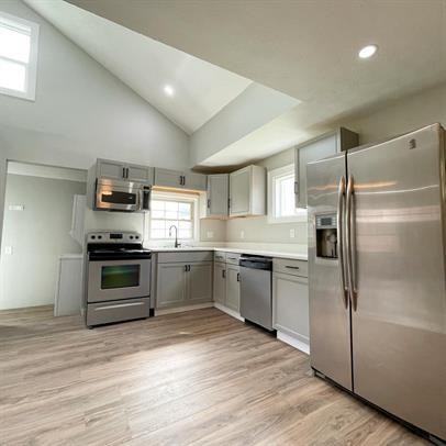 2105 E 45th St - Photo 2 of 6
