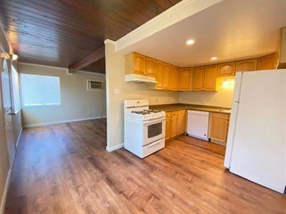 32 Inlet Dr - Photo 3 of 17