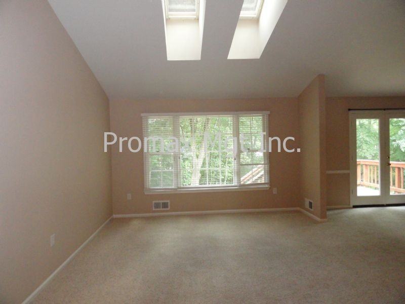 9360 Tovito Dr - Photo 3 of 21