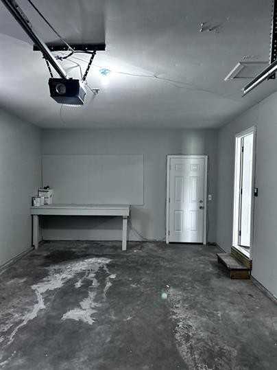 531 E State St - Photo 3 of 12