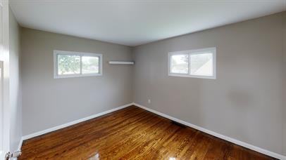 404 Jefferson Ct - Photo 3 of 11