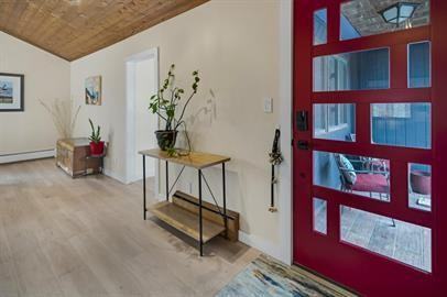 49 Davis Rd - Photo 2 of 11